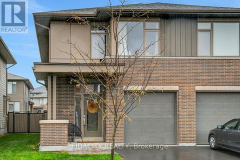 864 MOSES TENNISCO STREET Ottawa ON K1K5A2