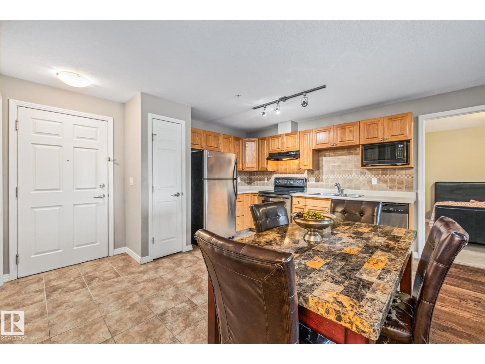 #221 5005 165 AV NW