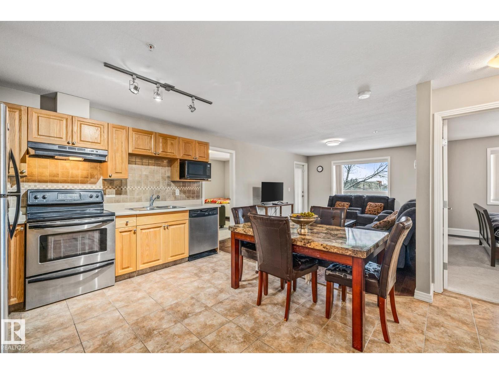 #221 5005 165 AV NW