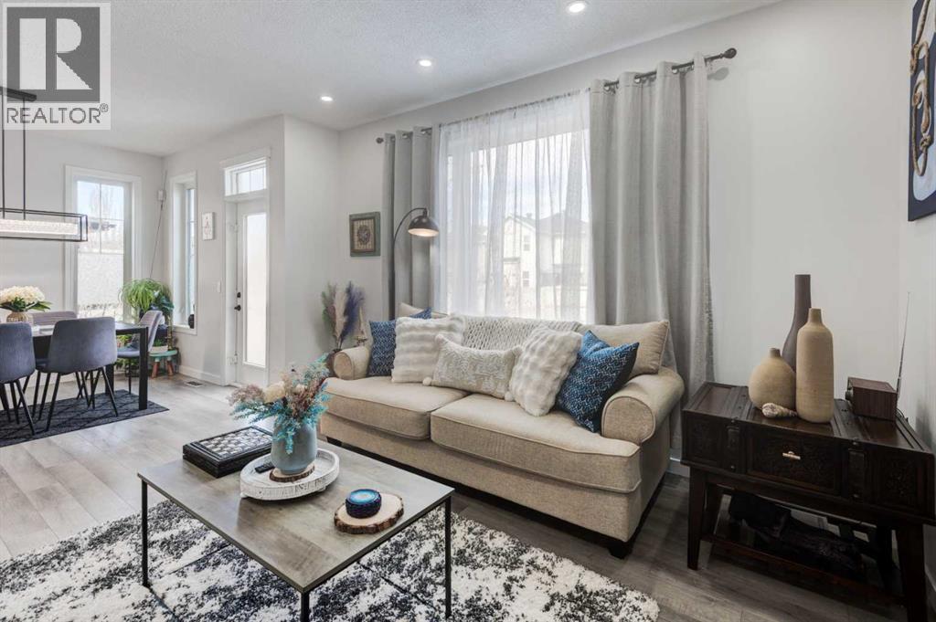 52 Bridlemeadows Common SW