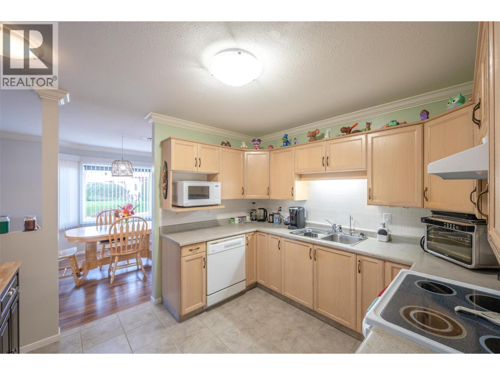 8907 Pineo Court Unit# 108