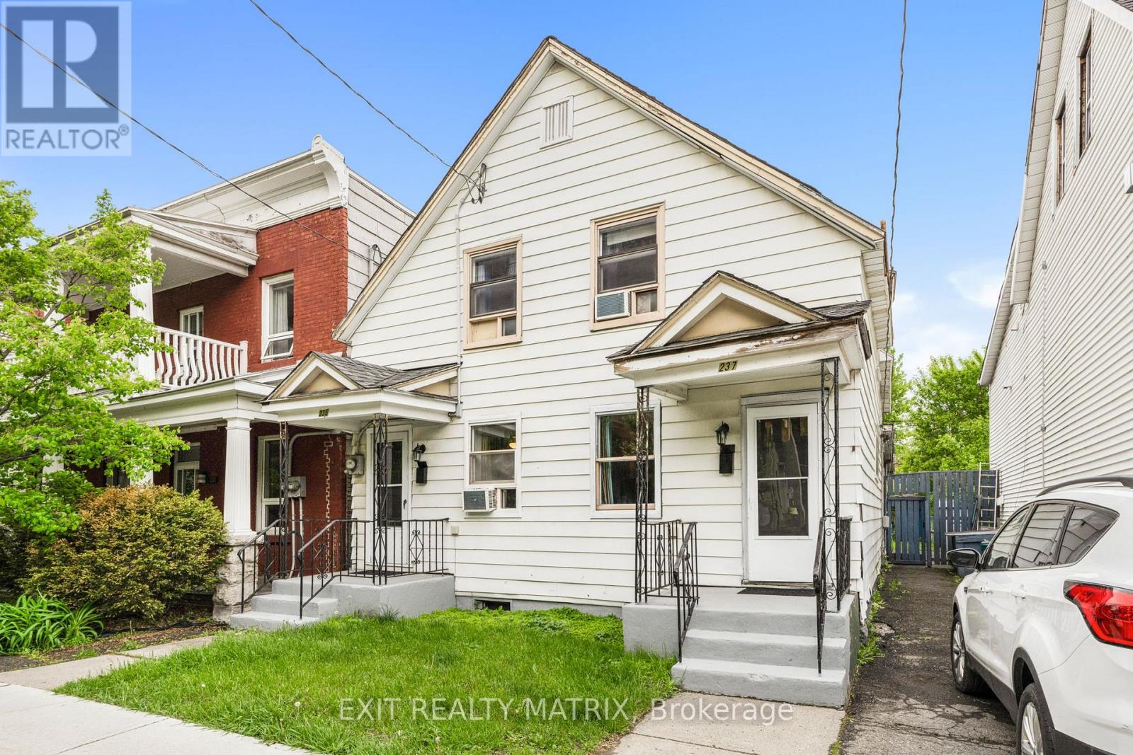 235-237 GUIGUES AVENUE - Photo 3