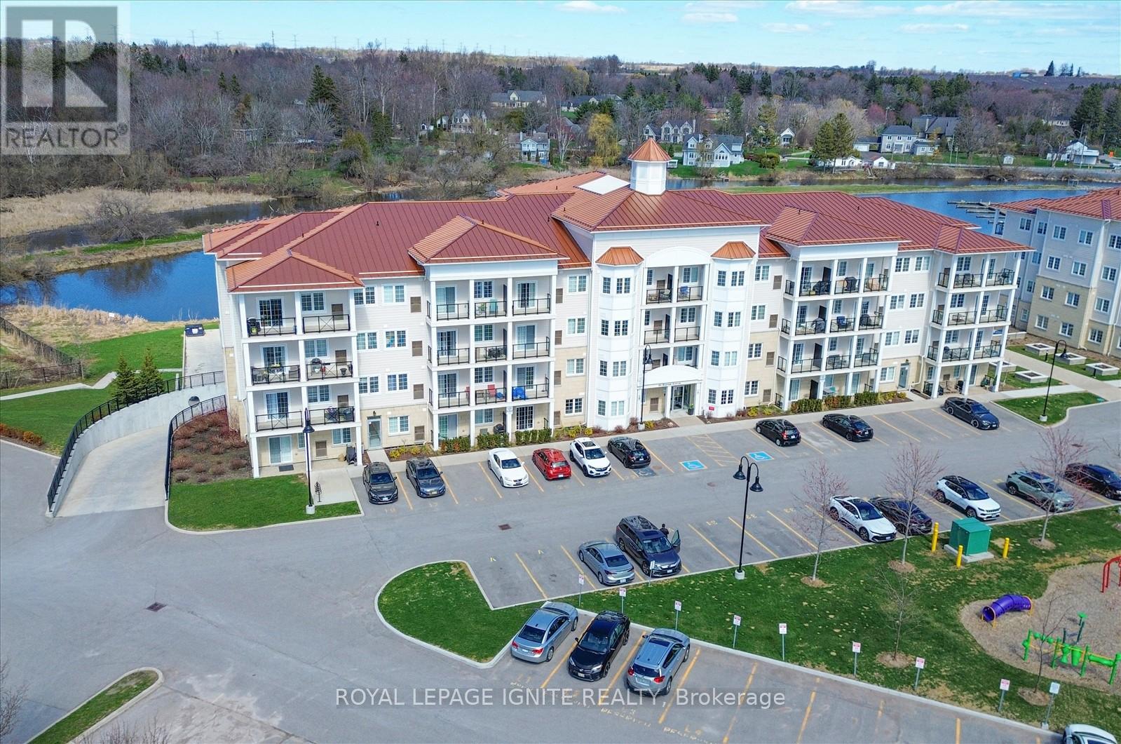 215 - 80 SHIPWAY AVENUE