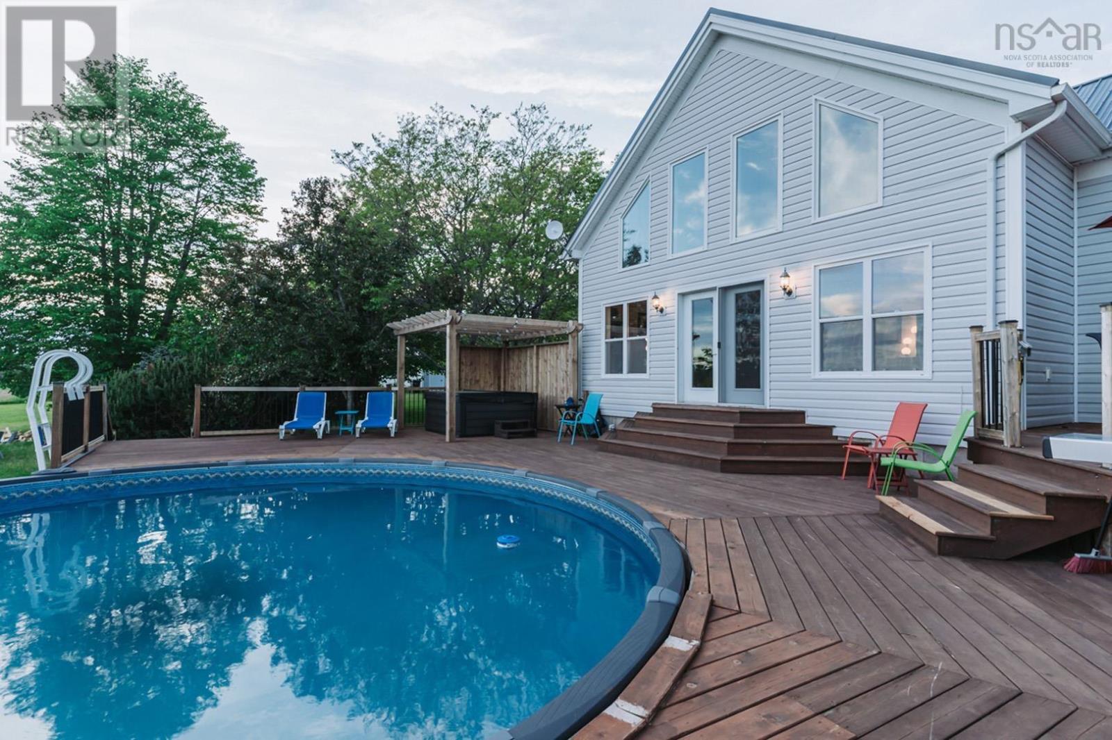 90 Hillcrest Road