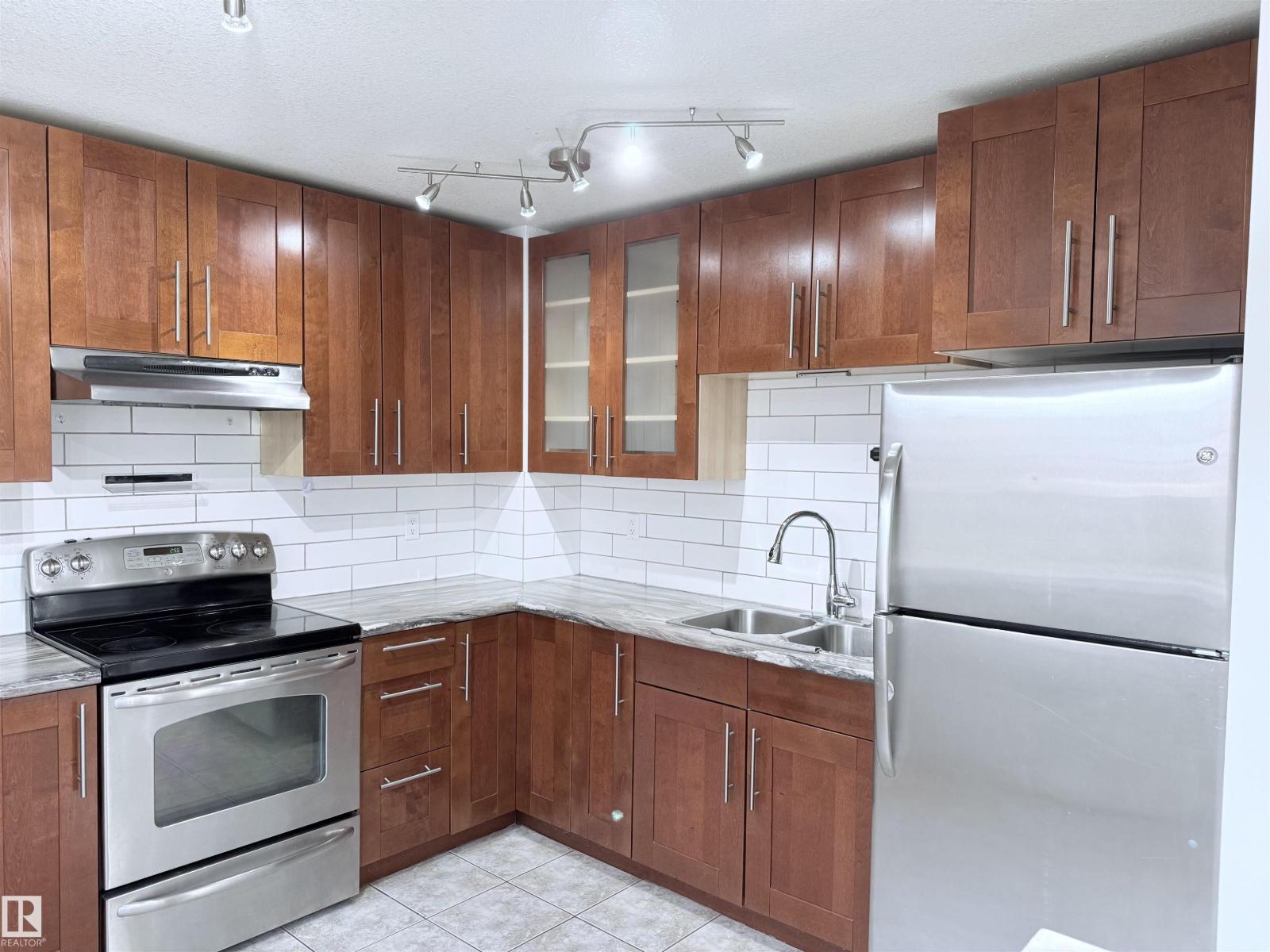 3171 138 AV NW