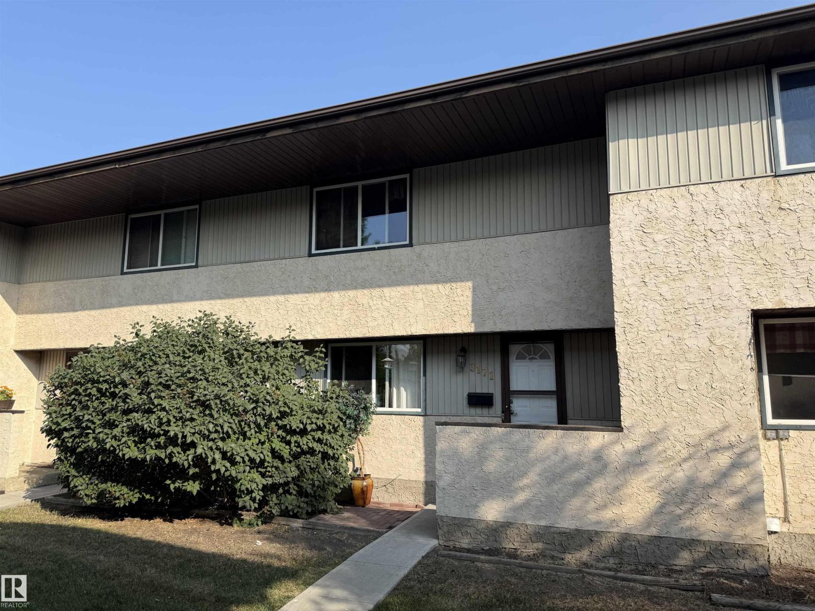 3171 138 AV NW
