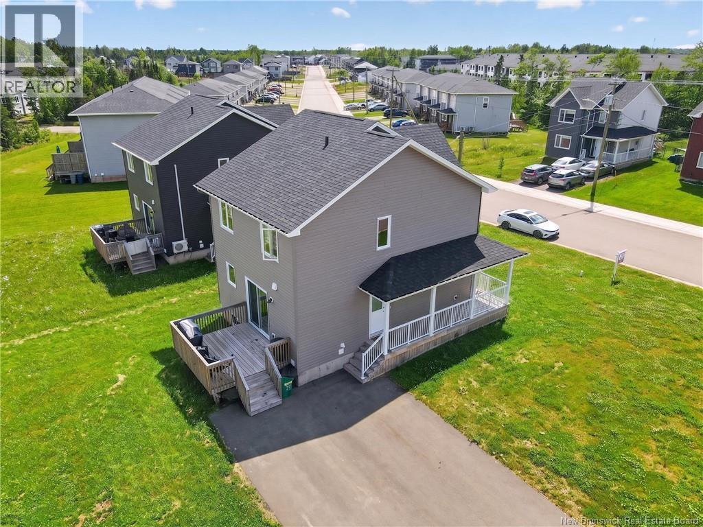 218 Falcon Drive - Photo 4