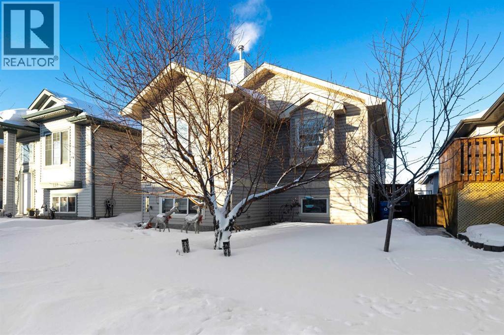128 Parry Crescent