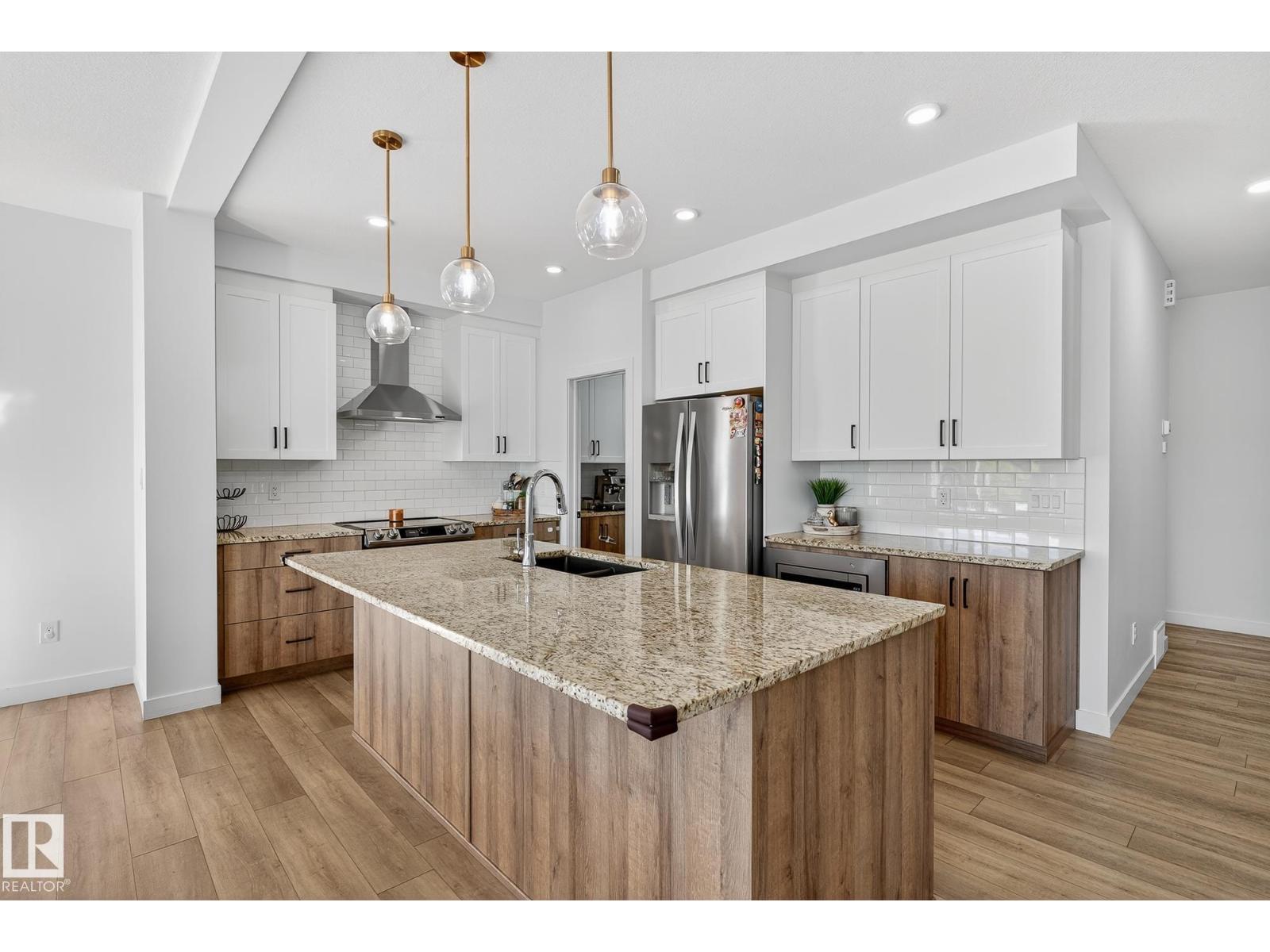 9219 183 AV NW