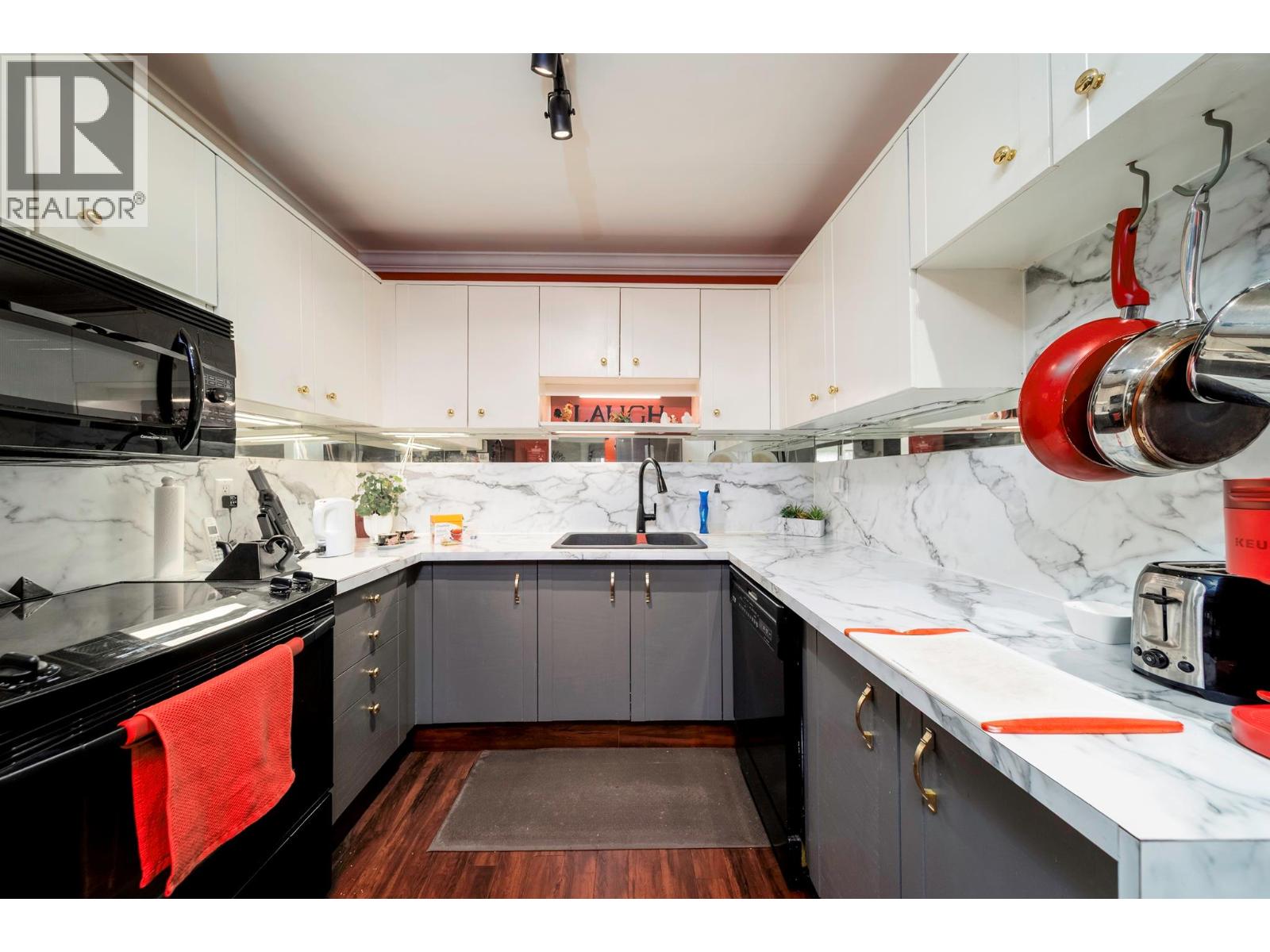 1035 Bernard Avenue Unit# 115