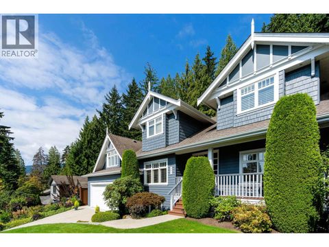906 PROSPECT AVENUE North Vancouver BC V7R2M3
