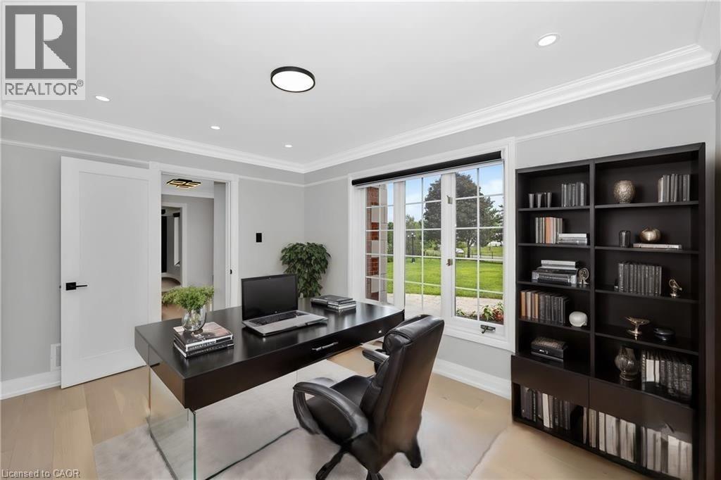 141 KERRY HILL Crescent