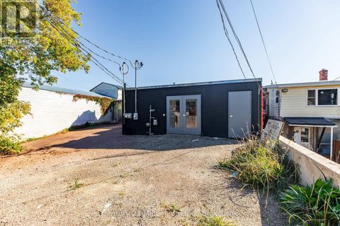 UNIT B - 612 BERFORD STREET South Bruce Peninsula ON N0H2T0