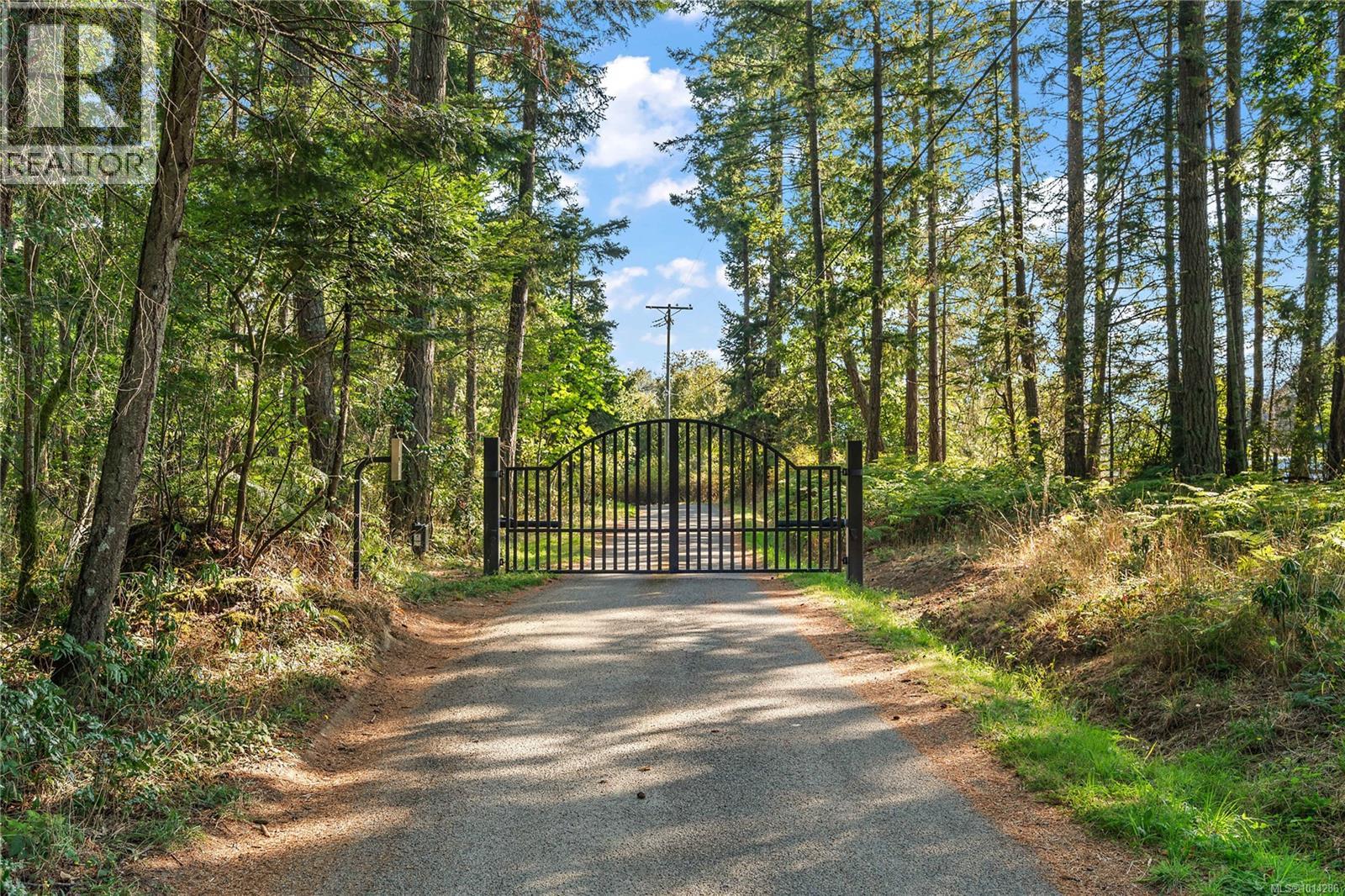 845 Downey Rd