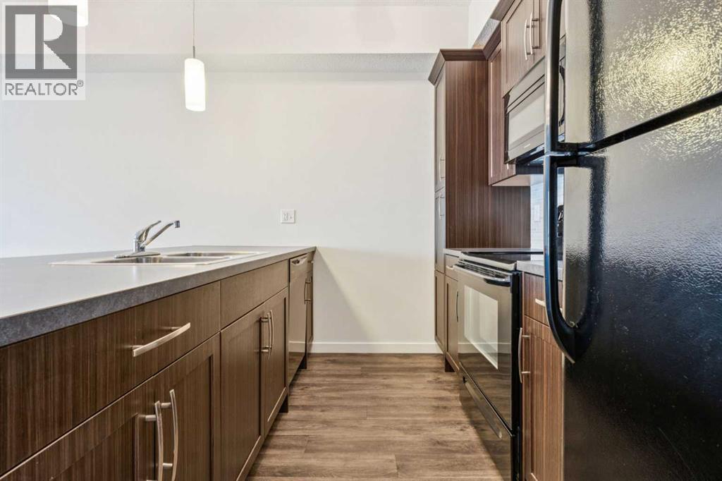 9312, 101 Sunset Drive