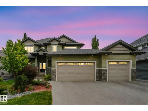 2441 BOWEN WD SW Edmonton AB T6W0E8