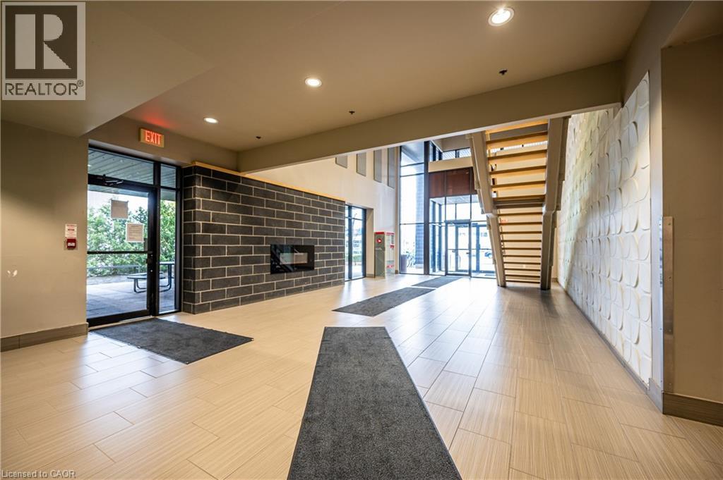 8 HICKORY Street W Unit# 404