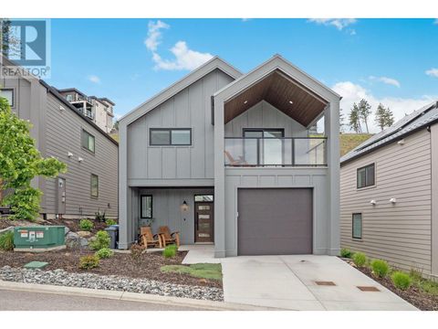 1955 Northern Flicker Court Unit# 4 Kelowna BC V1V0G2