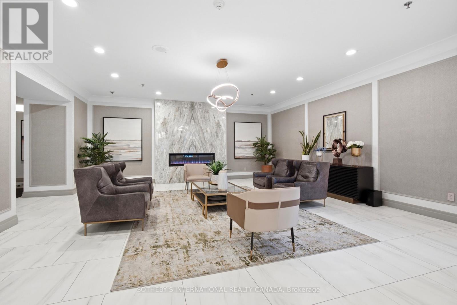 1202 - 75 KING STREET E