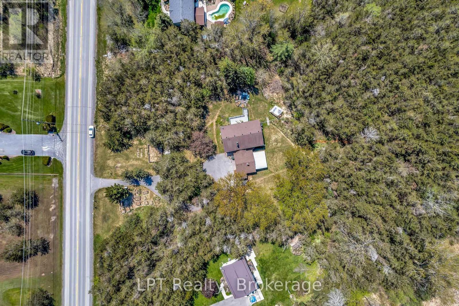 1207 COUNTY RD 9 STREET