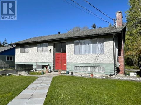 5044 MANSON AVE Powell River BC 