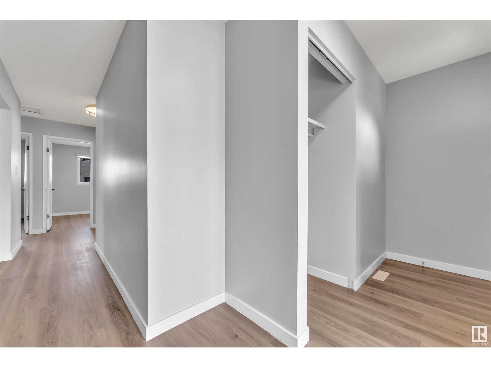 13891 114 ST NW