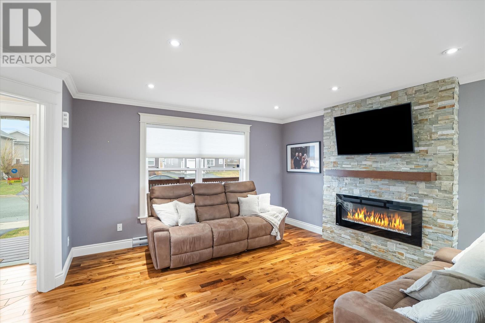6 Willow Bend Close
