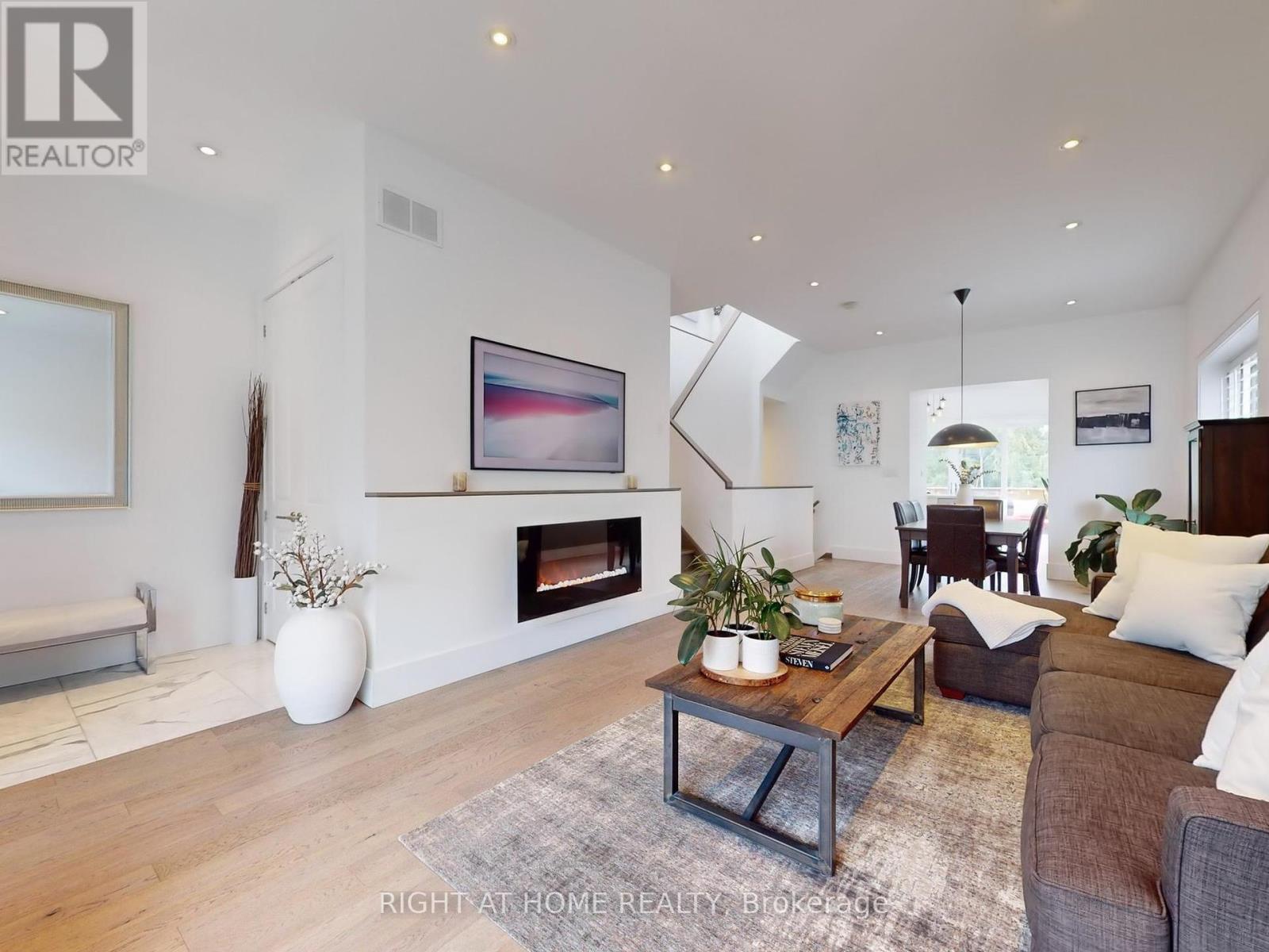 77 LEROY AVENUE
