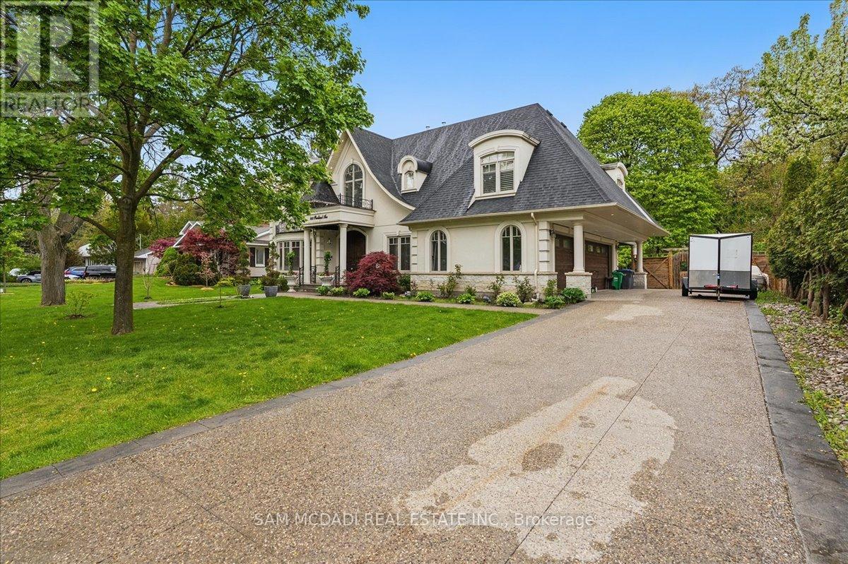 883 PARKLAND AVENUE