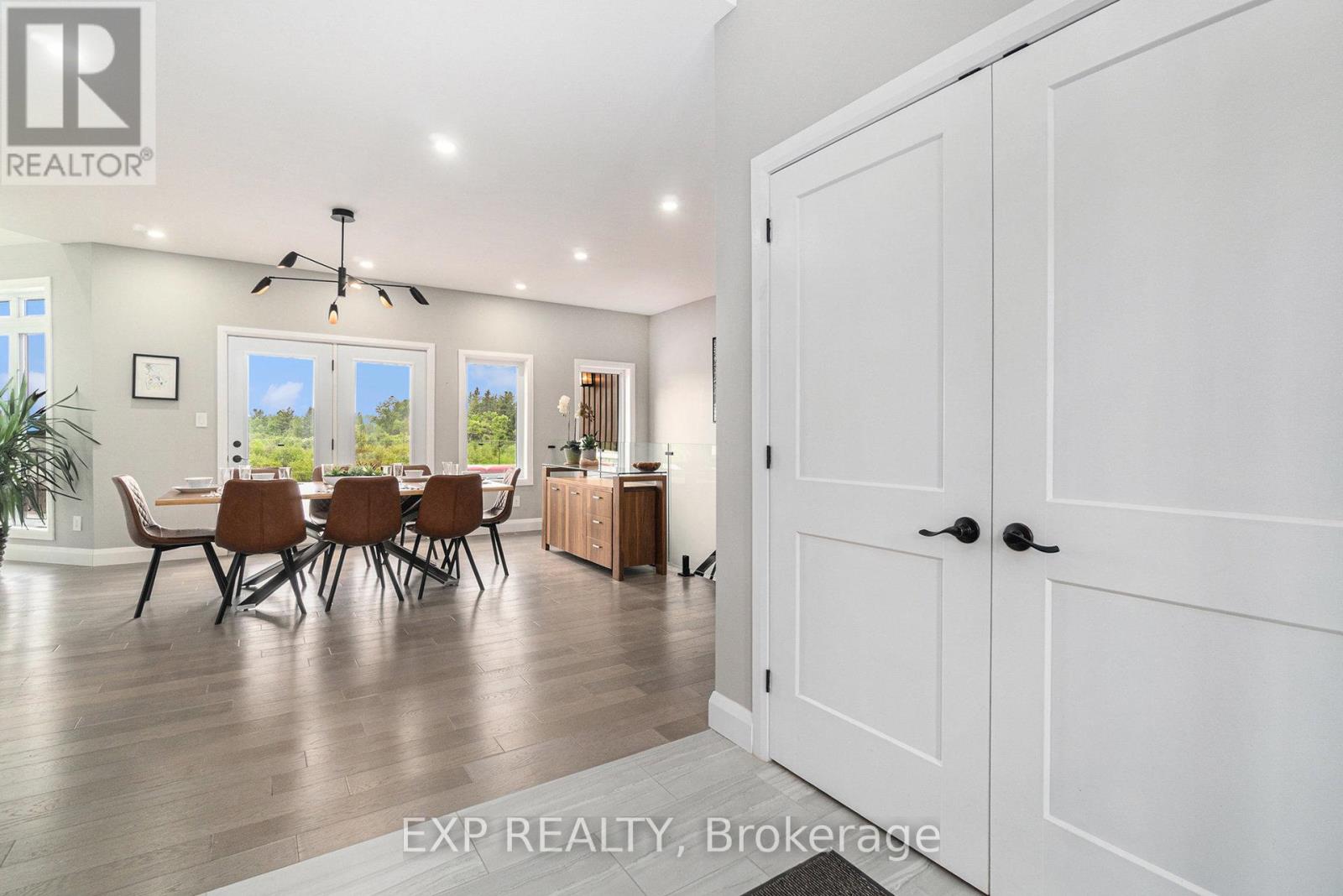 21 CONSTANCE LAKE ROAD