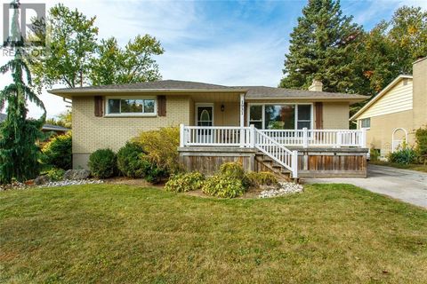 1931 KENWICK STREET Sarnia ON N0N1C0