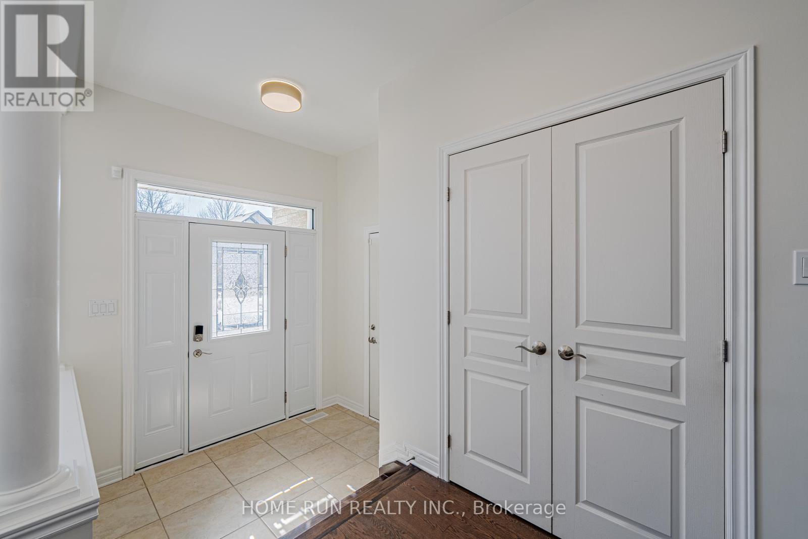 449 LANDSWOOD WAY