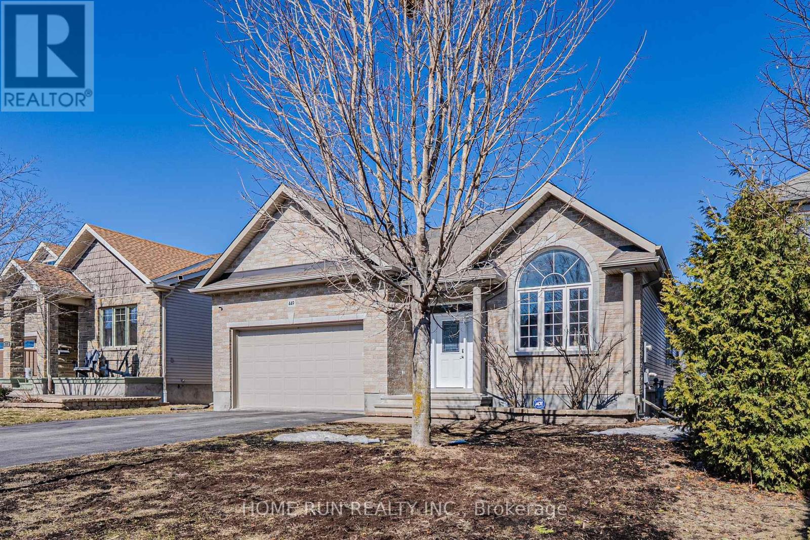 449 LANDSWOOD WAY