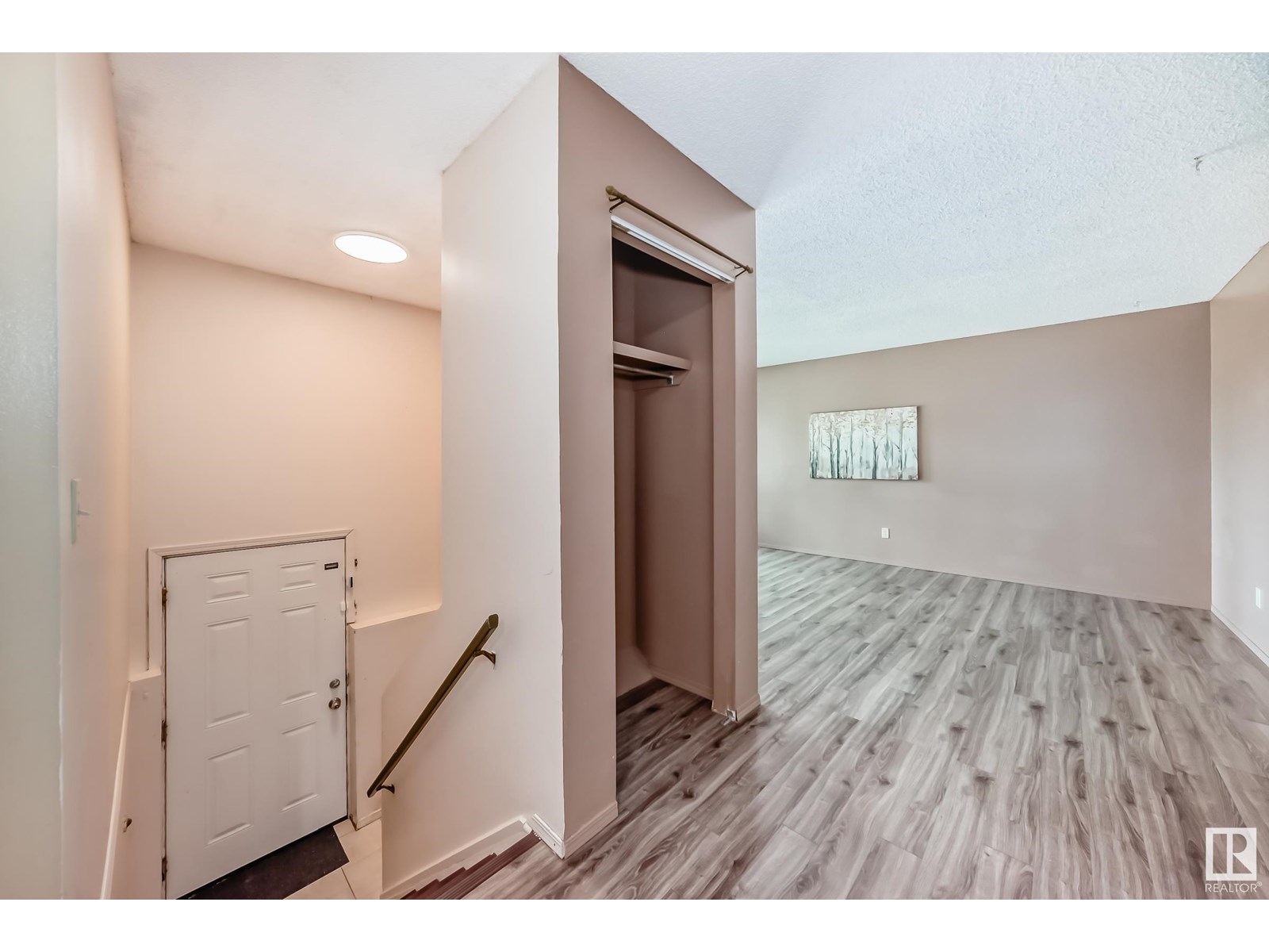 12014 128 AV NW