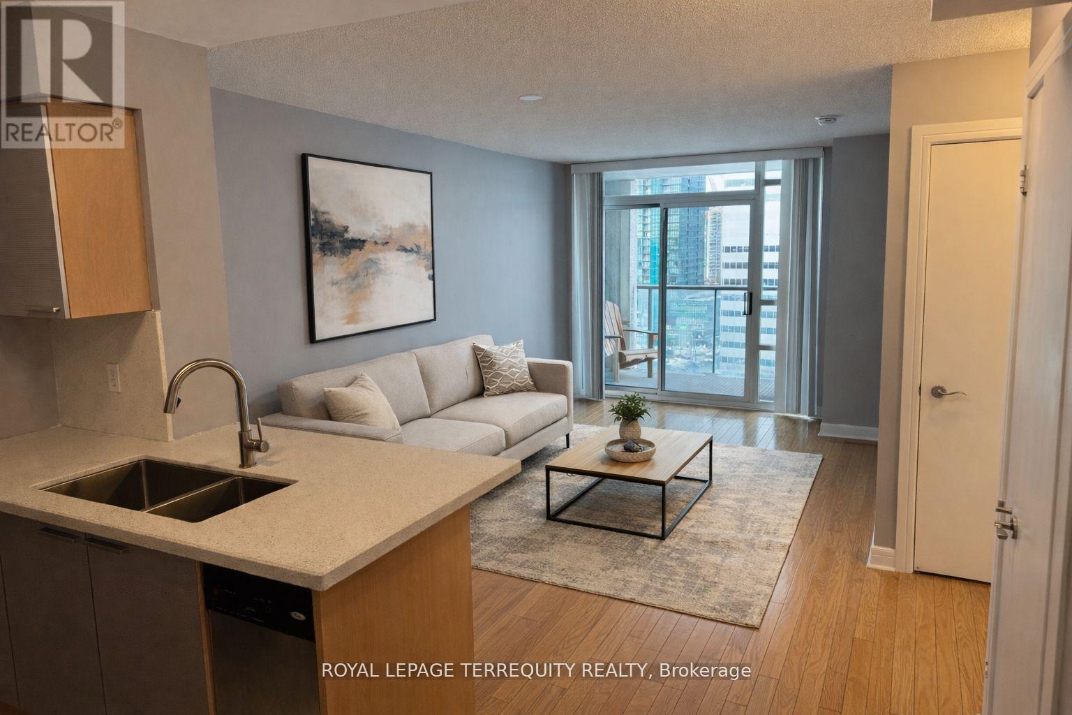 1711 - 16 HARRISON GARDEN BOULEVARD