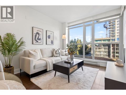 806 3008 GLEN DRIVE Coquitlam BC V3B0J5