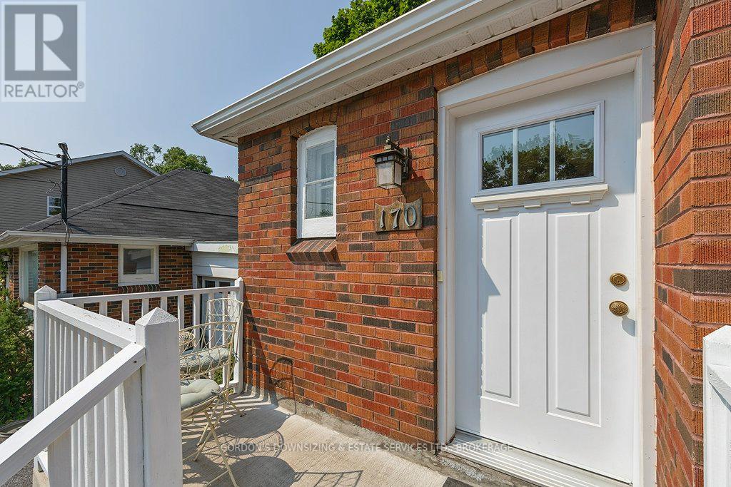 170 NAPIER STREET