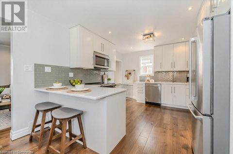 30 ONWARD Avenue Kitchener ON N2H3J7