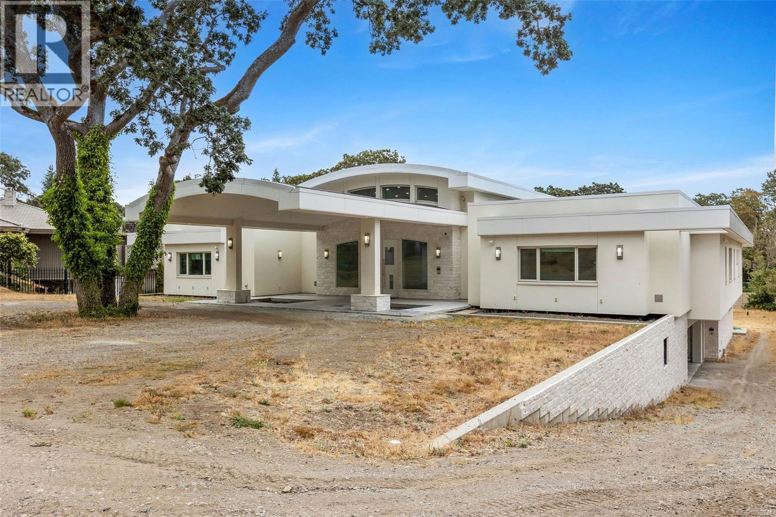 3355 Midland Rd