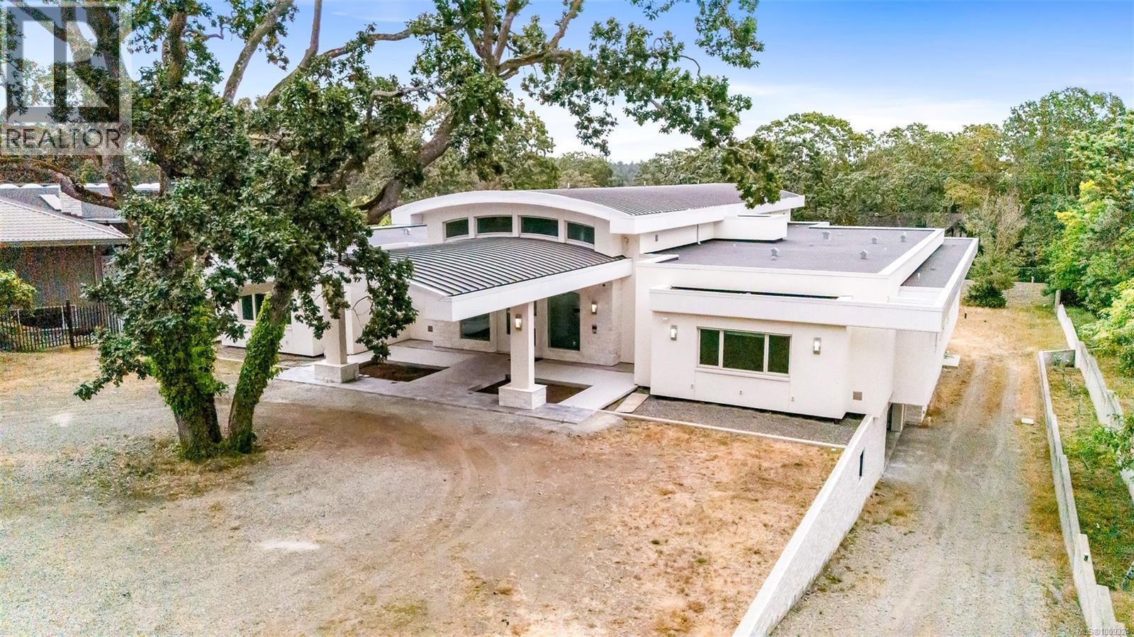3355 Midland Rd
