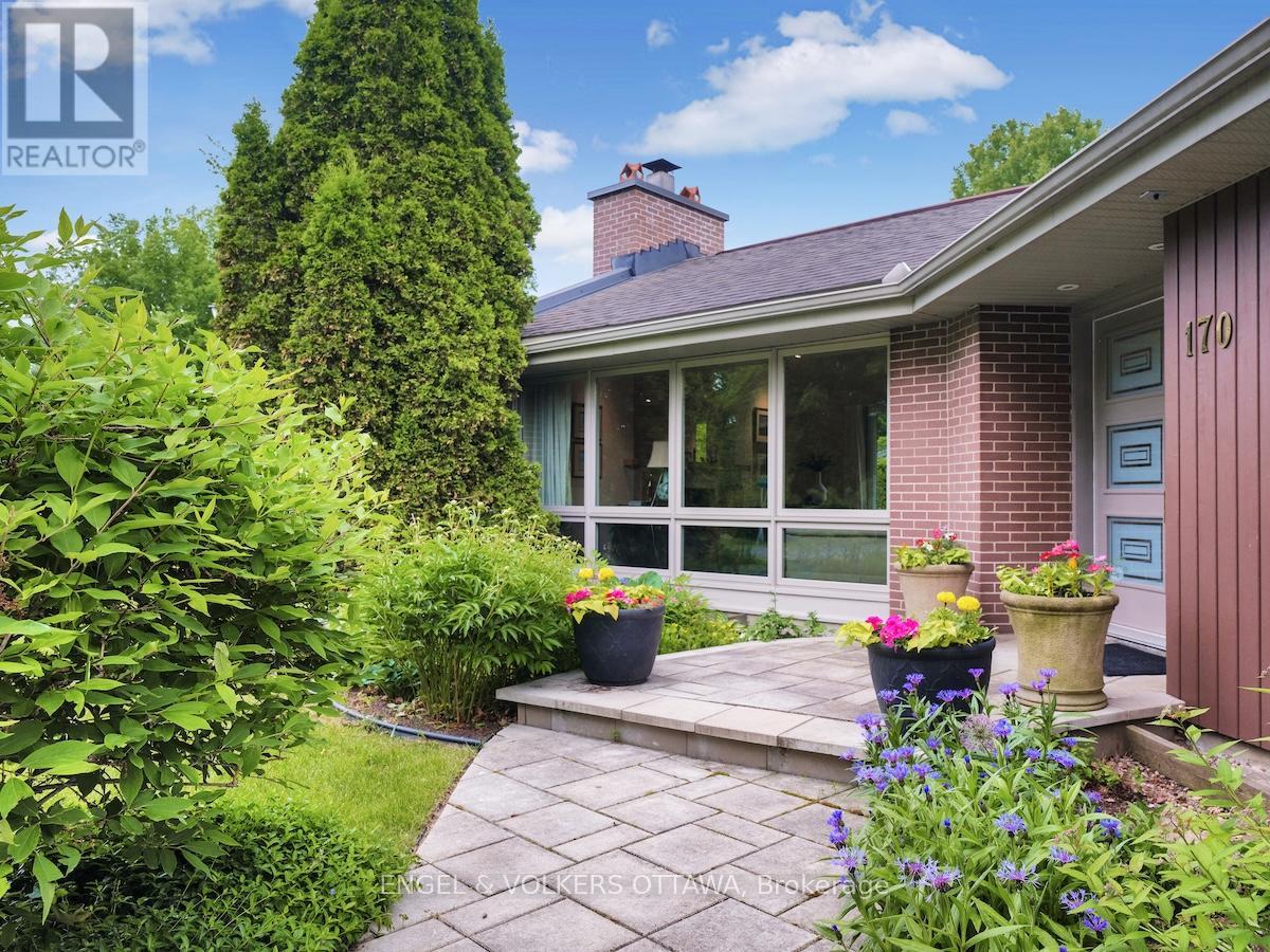 170 SANDRIDGE ROAD