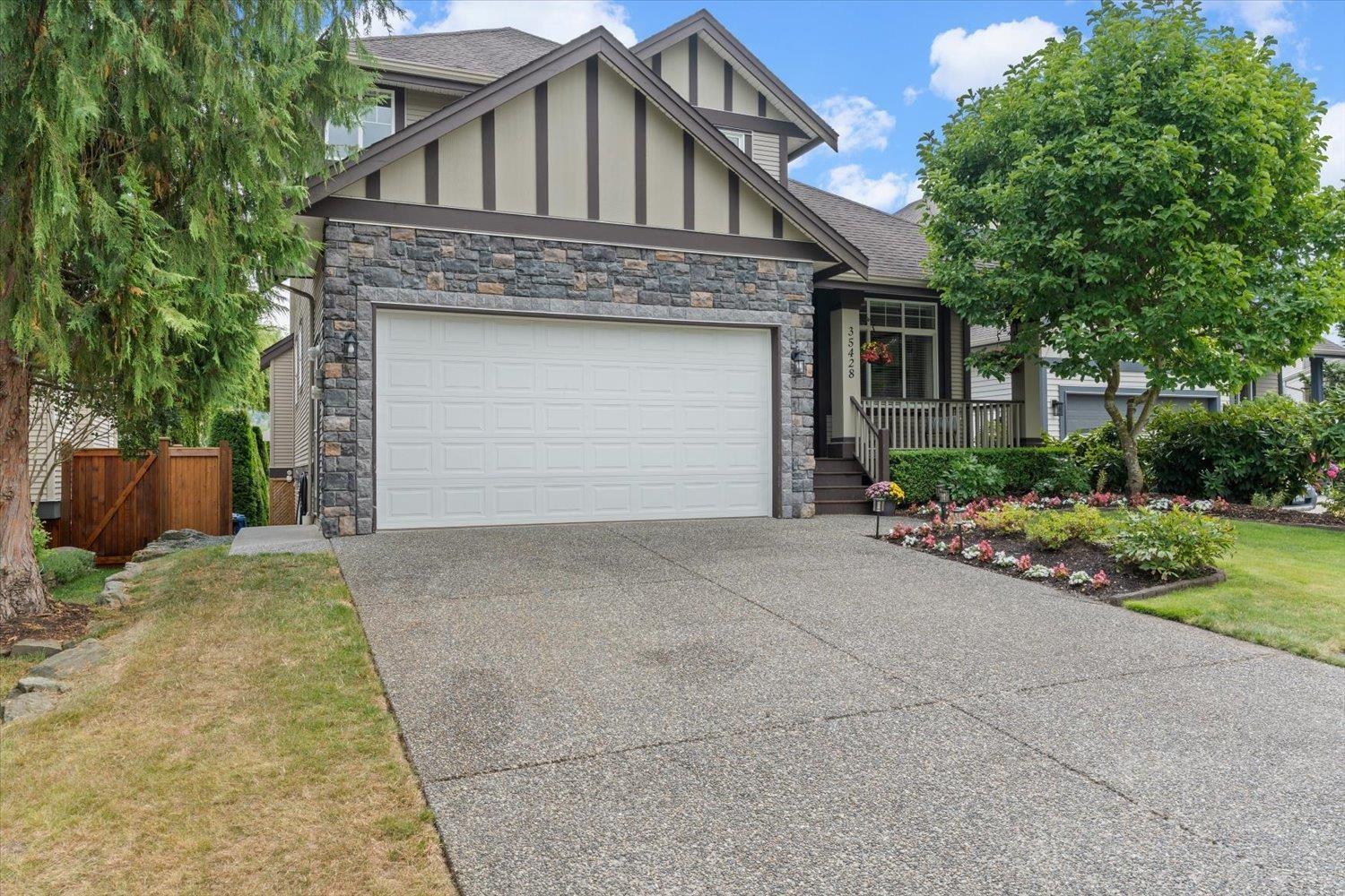 35428 NAKISKA COURT