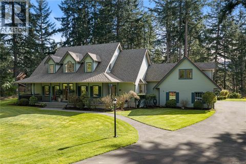 1228 Garden Gate Dr Central Saanich BC V8M2H6