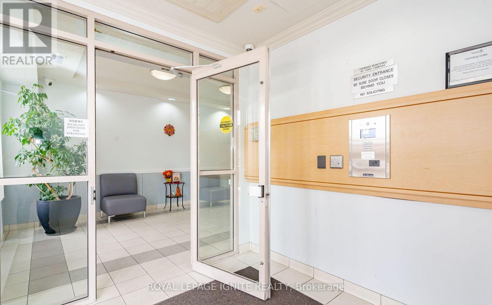 203 - 3650 KINGSTON ROAD