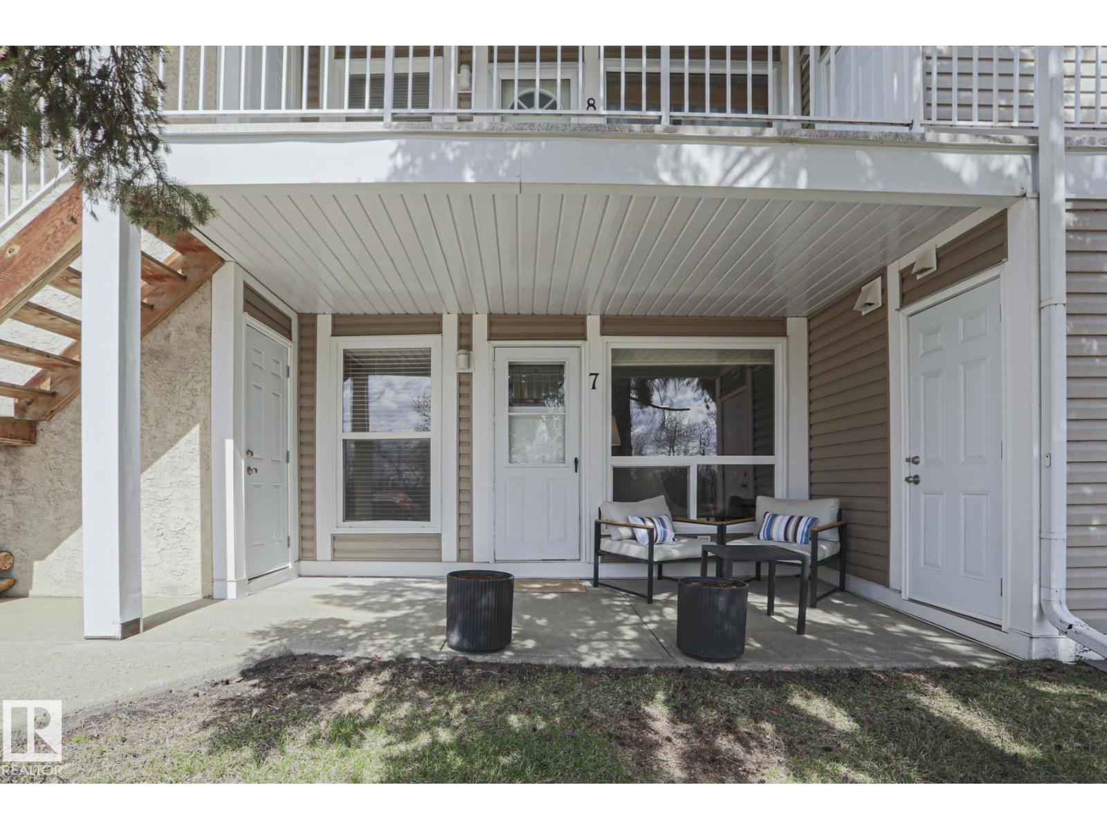 #7 2204 118 ST NW