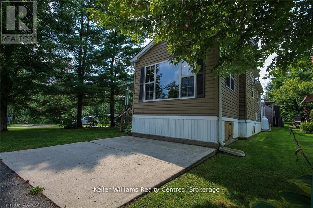 A28 - 13 SOUTHLINE AVENUE