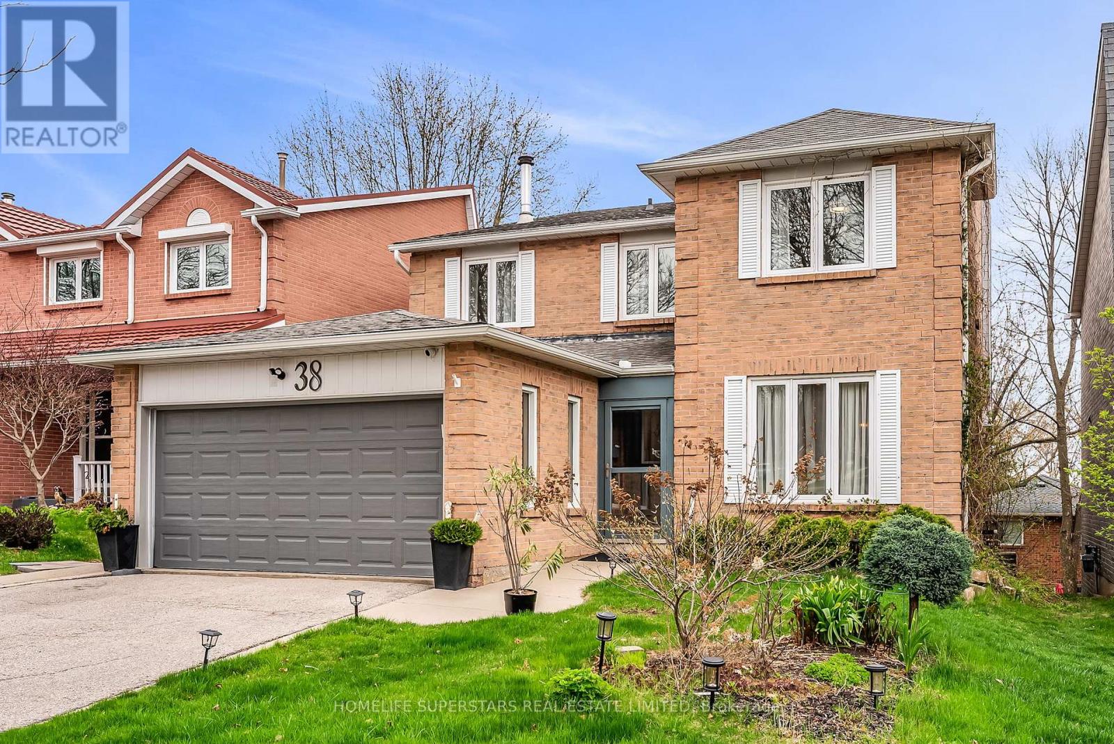 38 BAYCROFT LANE