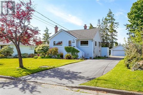 1153 Bewdley Ave Esquimalt BC V9A5N2