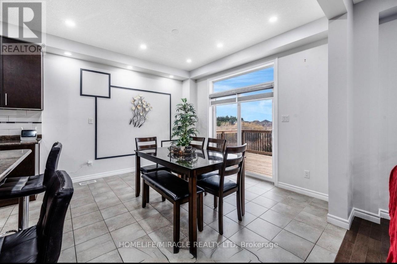121 STEEPLECHASE WAY
