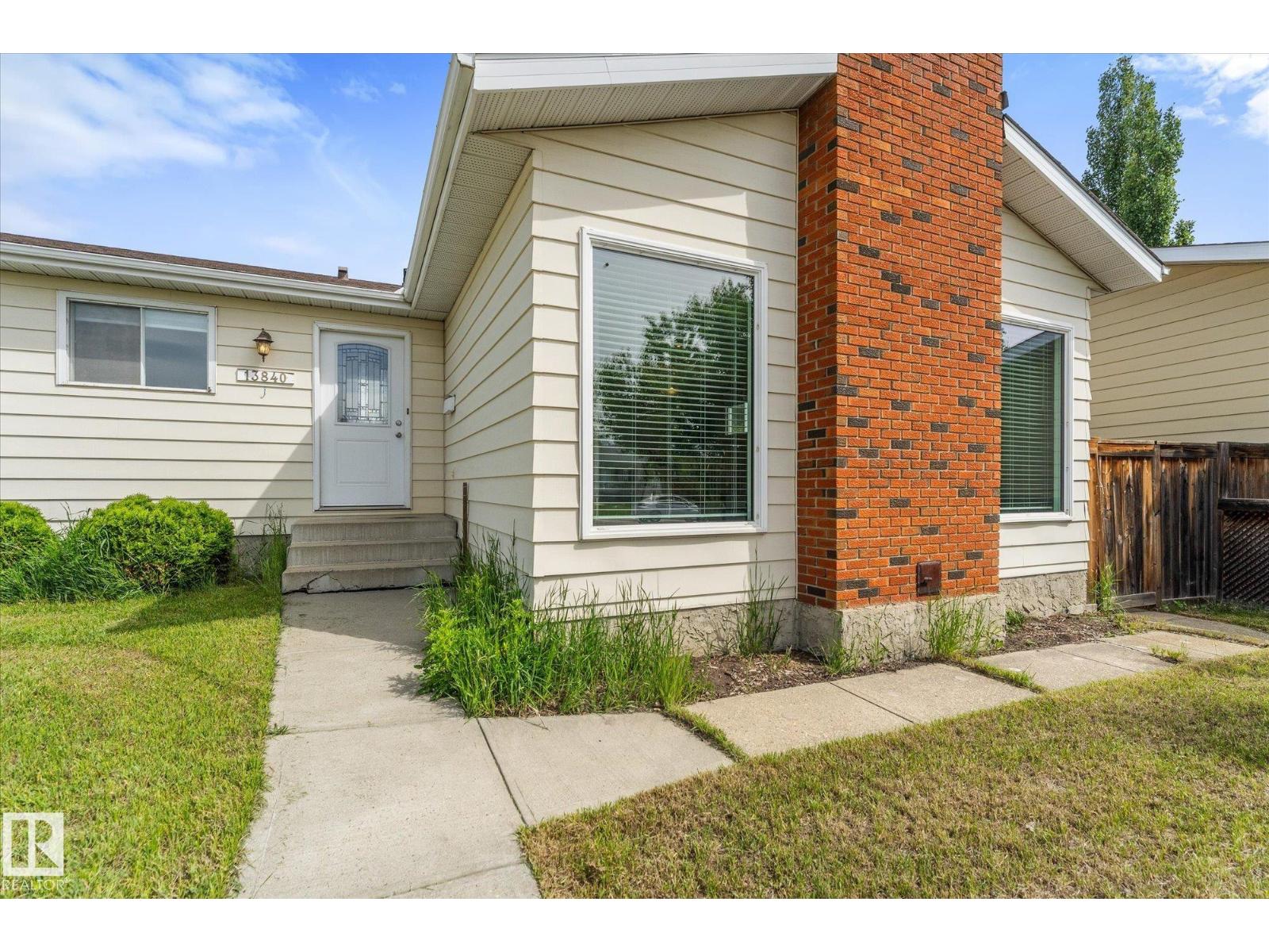 13840 30 ST NW
